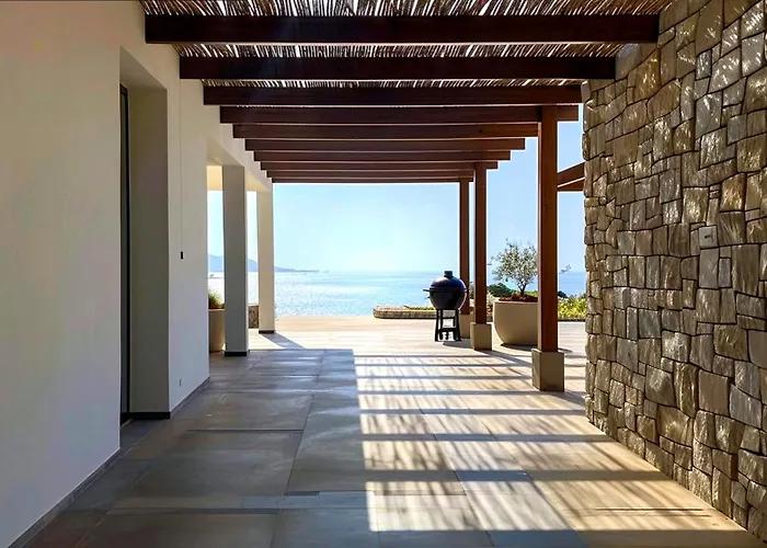 House In Mikonos 度假居 *